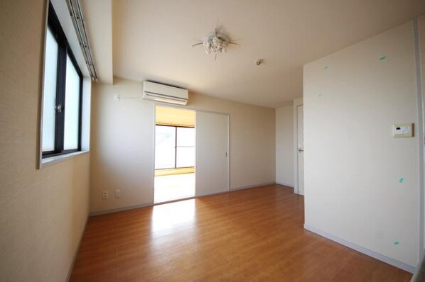 ミール千歳烏山の物件内観写真